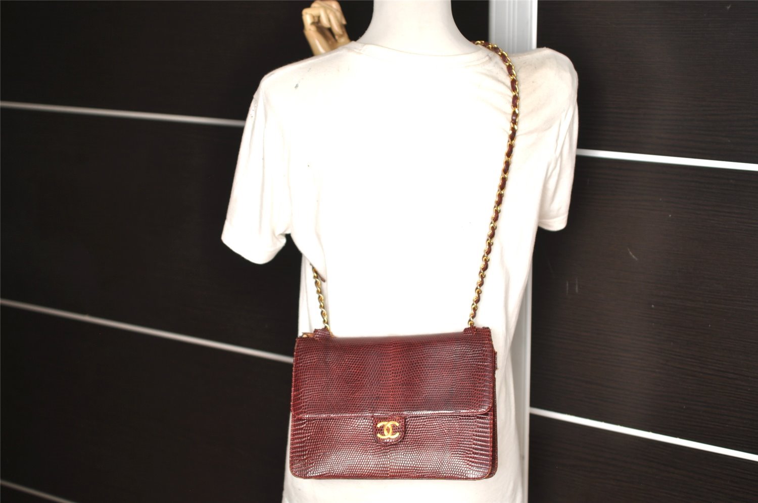 Authentic CHANEL Vintage Leather CoCo Mark Shoulder Bag Purse Bordeaux Red 1405K