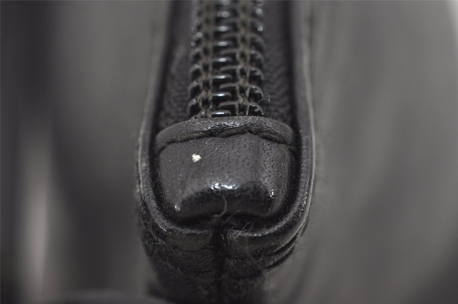 Authentic GUCCI Vintage Hand Bag Pouch Purse Leather 0391103 Black 1406I