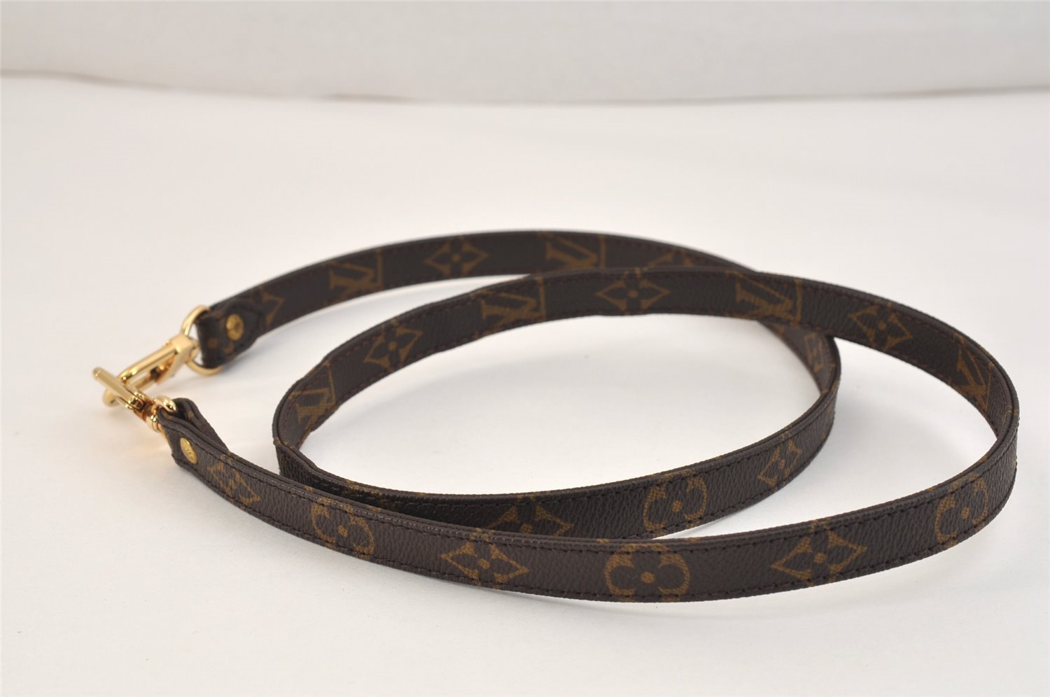 Authentic Louis Vuitton Monogram Shoulder Strap 46.5