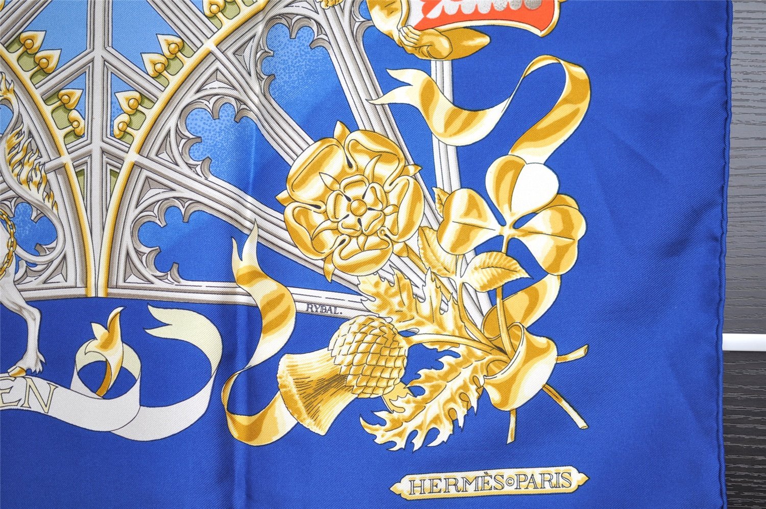 Authentic HERMES Carre 90 Scarf 