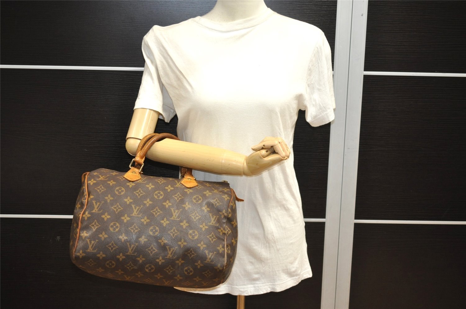 Authentic Louis Vuitton Monogram Speedy 30 Hand Boston Bag M41526 LV 1415J