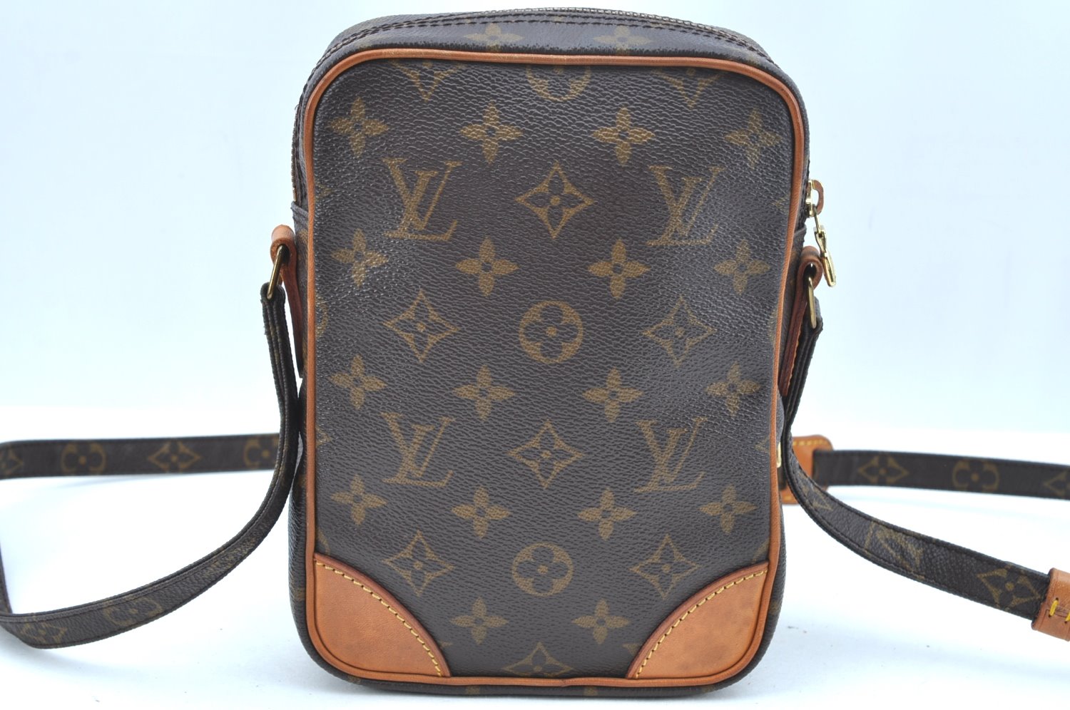 Authentic Louis Vuitton Monogram Amazone Shoulder Cross Body Bag M45236 LV 1418I