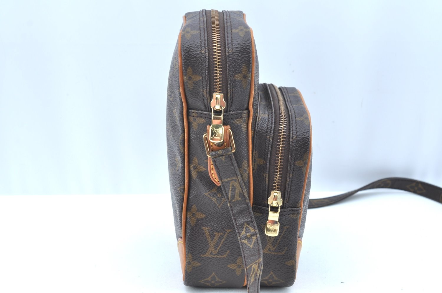 Authentic Louis Vuitton Monogram Amazone Shoulder Cross Body Bag M45236 LV 1418I