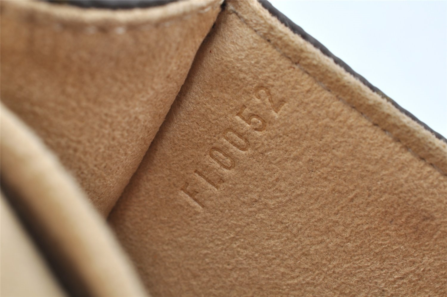 Authentic Louis Vuitton Monogram Pochette Twin GM Shoulder Bag M51852 LV 1418K