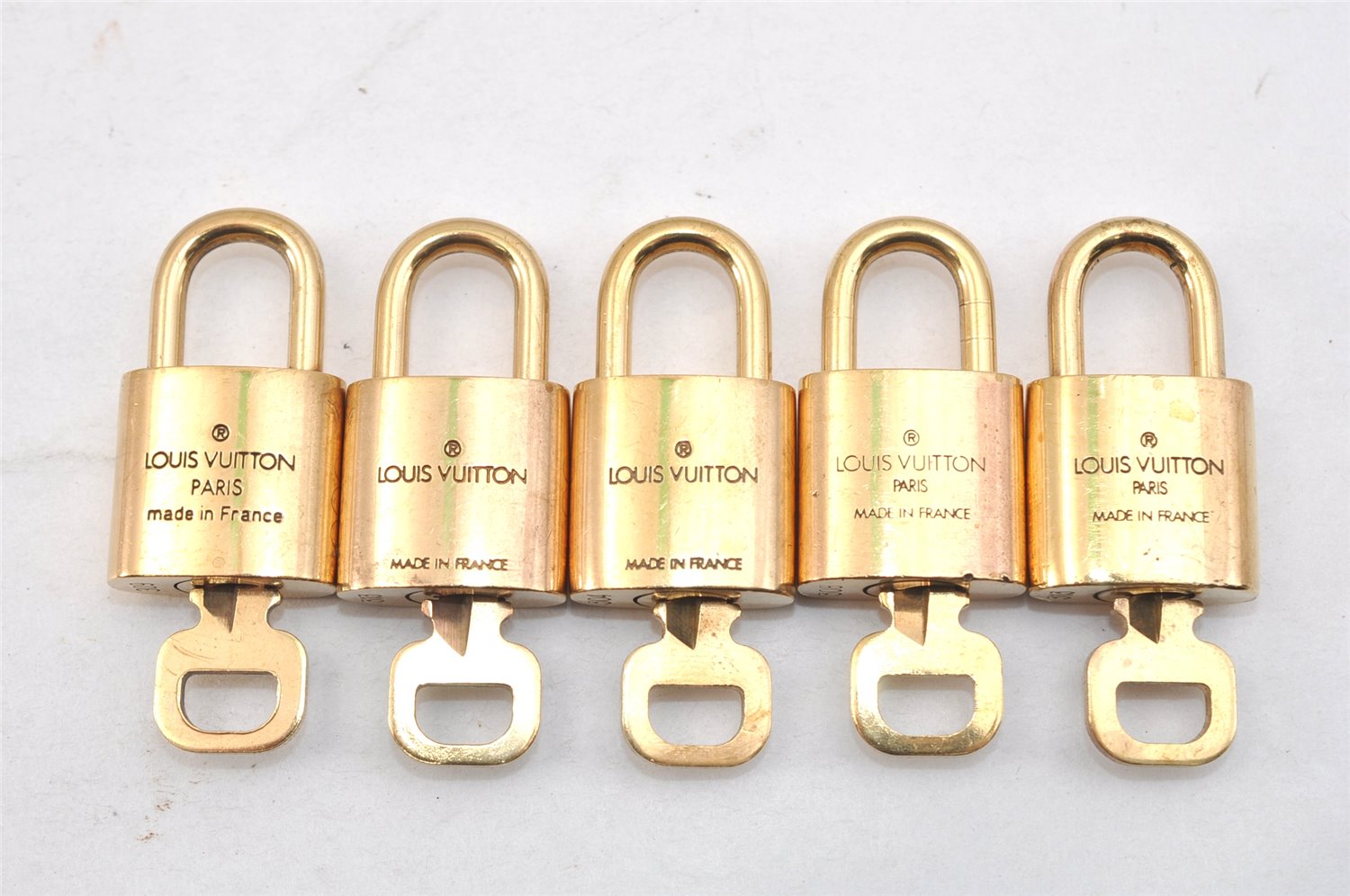 Authentic Louis Vuitton Padlock & Keys 10Set LV 1418L