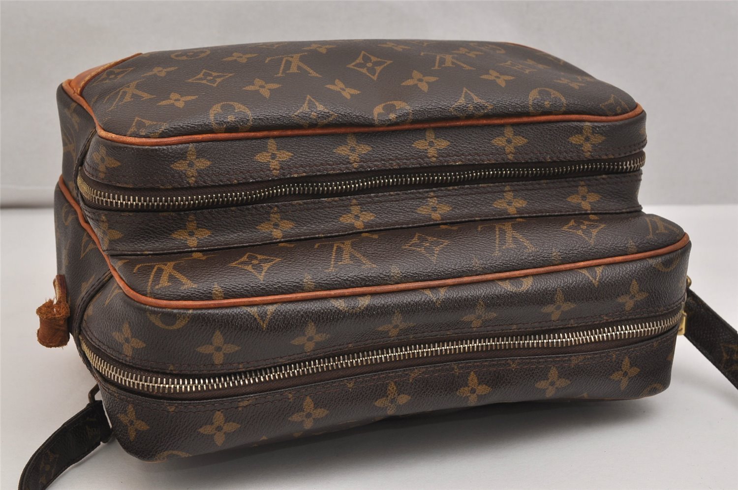 Authentic Louis Vuitton Monogram Nile Shoulder Cross Body Bag M45244 Junk 1419K