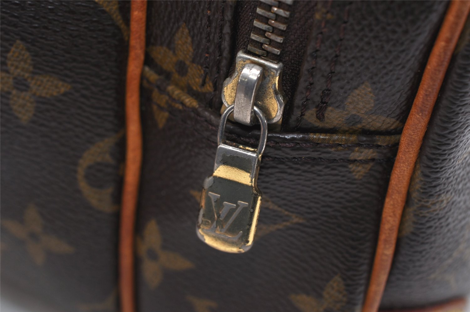 Authentic Louis Vuitton Monogram Nile Shoulder Cross Body Bag M45244 Junk 1419K