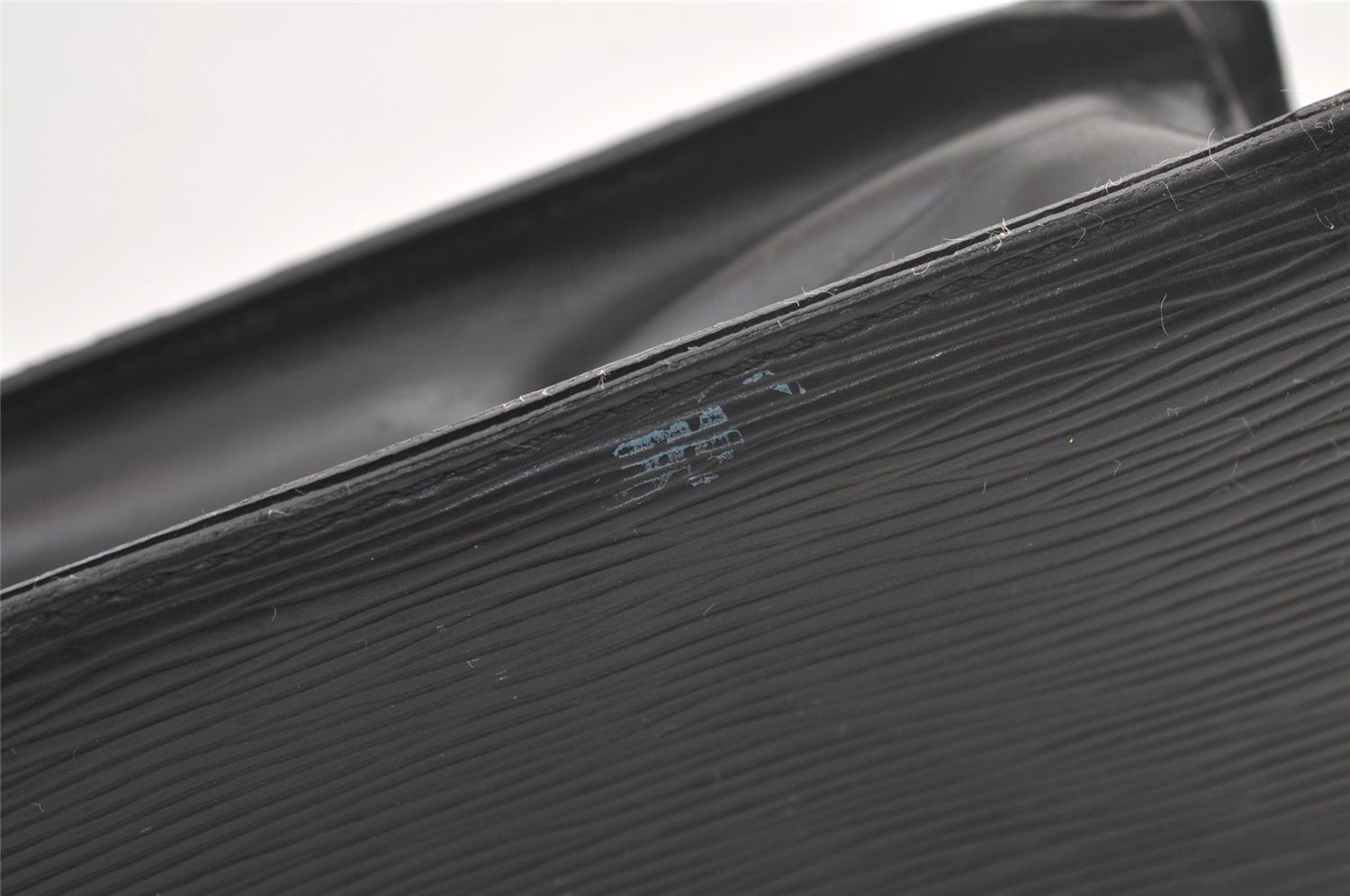 Authentic Louis Vuitton Epi Pochette Homme Clutch Hand Bag Black M52522 LV 1420K