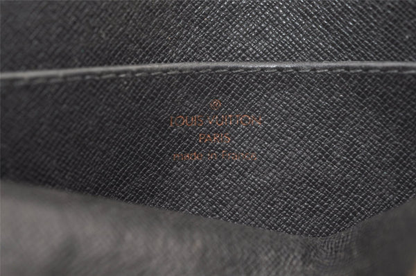 Authentic Louis Vuitton Epi Pochette Homme Clutch Hand Bag Black M52522 LV 1420K