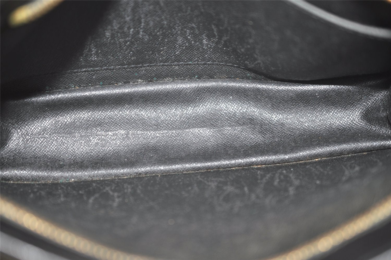 Authentic Louis Vuitton Epi Pochette Homme Clutch Hand Bag Black M52522 LV 1420K