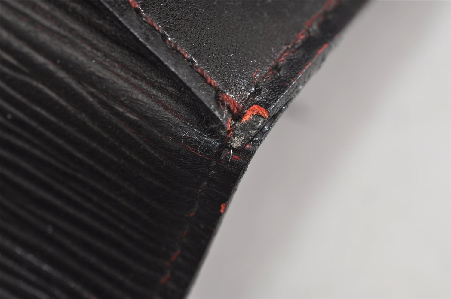 Authentic Louis Vuitton Epi Monceau 2Way Shoulder Hand Bag Red M52127 LV 1423J