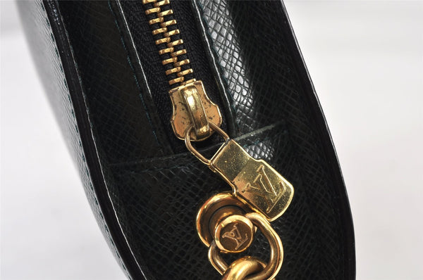 Authentic Louis Vuitton Taiga Baikal Clutch Bag Green M30184 LV 1423K