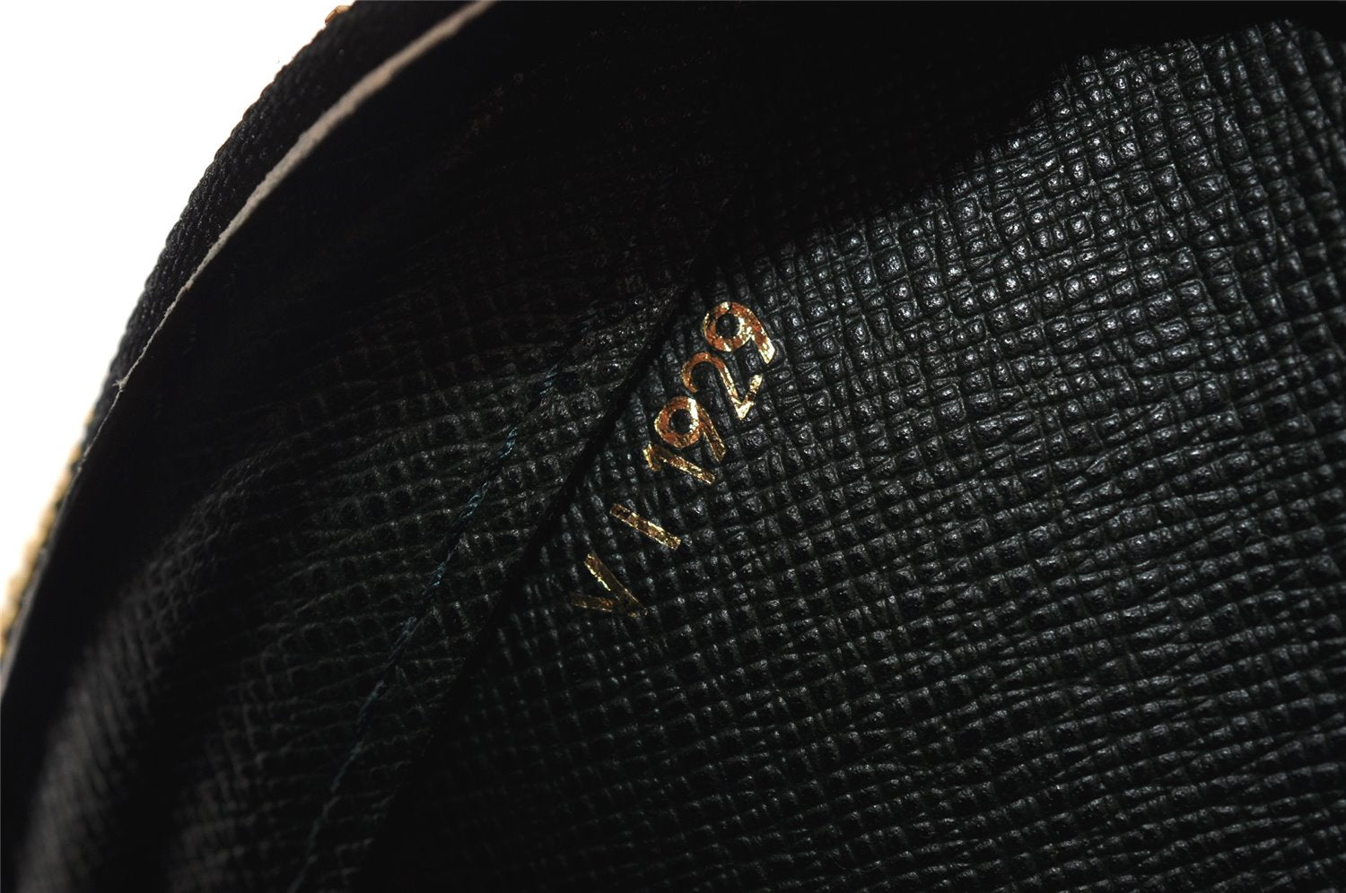 Authentic Louis Vuitton Taiga Baikal Clutch Bag Green M30184 LV 1423K