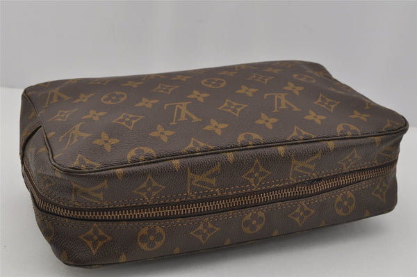 Auth Louis Vuitton Monogram Trousse Toilette 28 Clutch Hand Bag Old Model 1424J