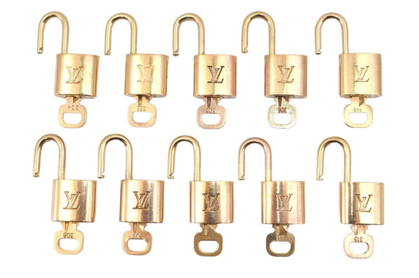 Authentic Louis Vuitton Padlock & Keys 10Set LV 1424L