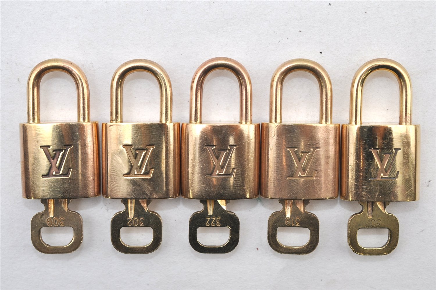 Authentic Louis Vuitton Padlock & Keys 10Set LV 1426L