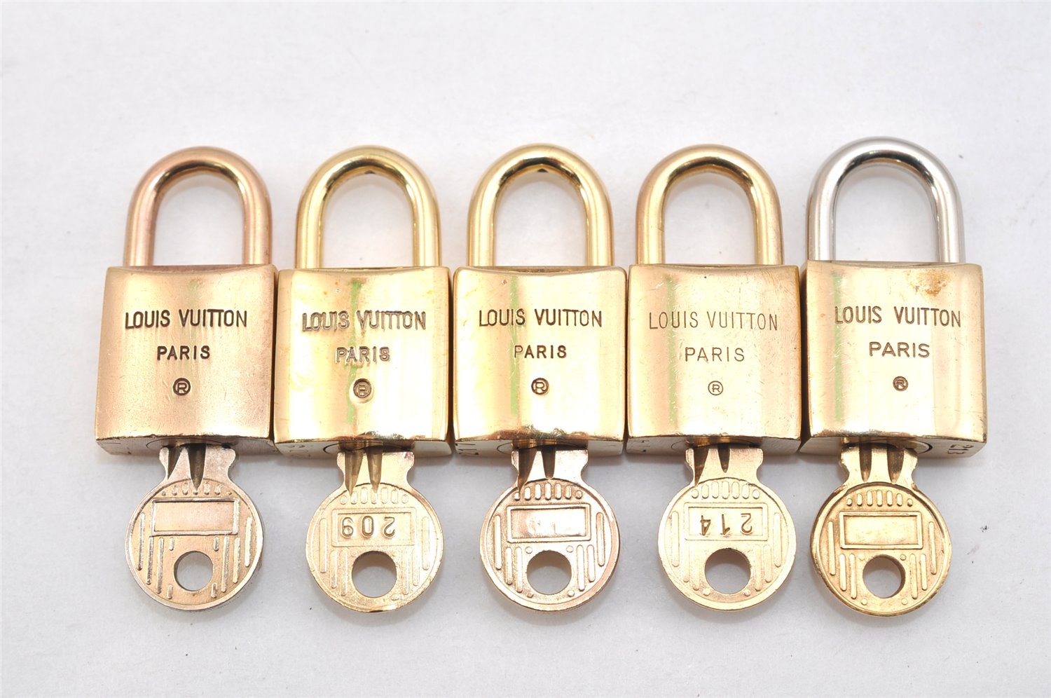 Authentic Louis Vuitton Padlock and Keys 10Set Old Model LV 1434L