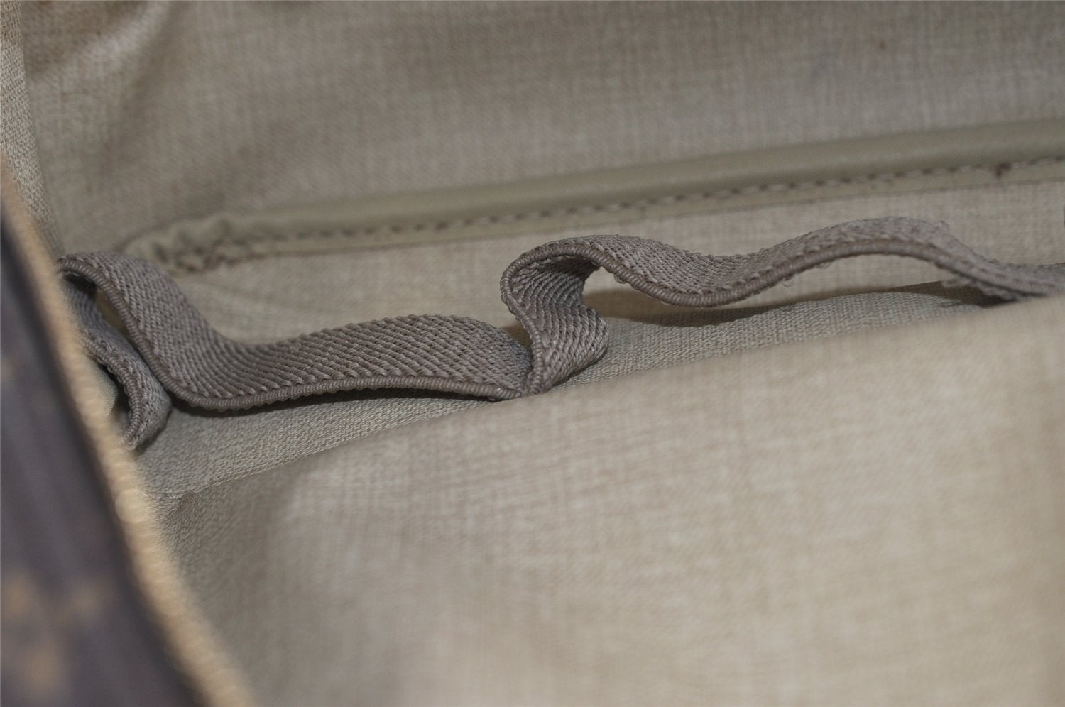 Authentic Louis Vuitton Monogram Deauville Hand Bag M47270 LV 1435K