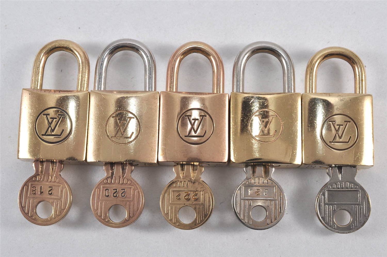 Authentic Louis Vuitton Padlock and Keys 10Set Old Model LV 1435L