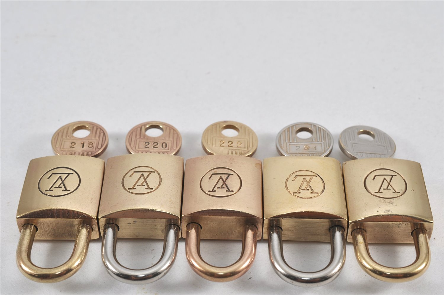 Authentic Louis Vuitton Padlock and Keys 10Set Old Model LV 1435L