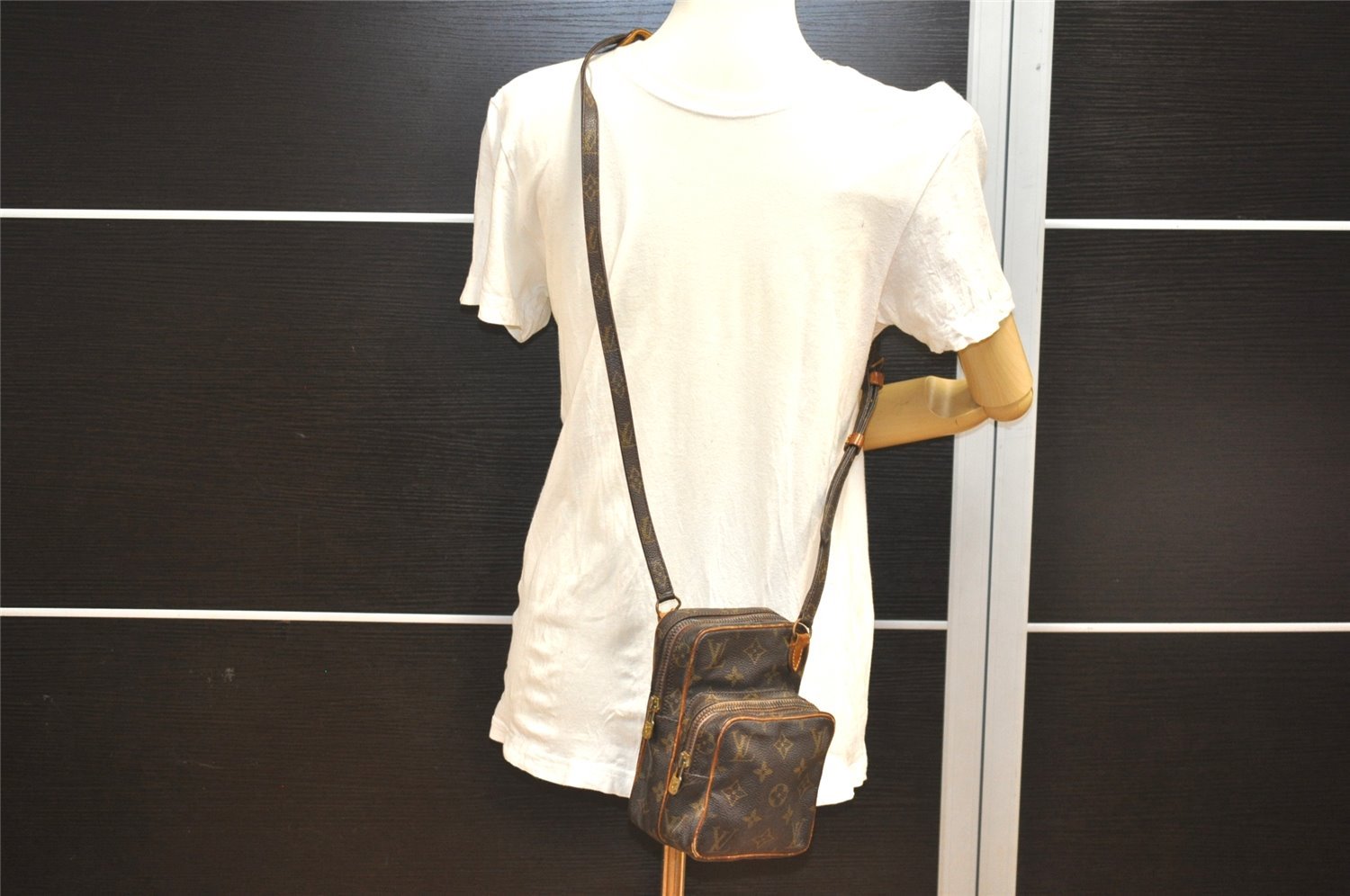 Authentic Louis Vuitton Monogram Mini Amazone Shoulder Cross Bag M45238 LV 1438I