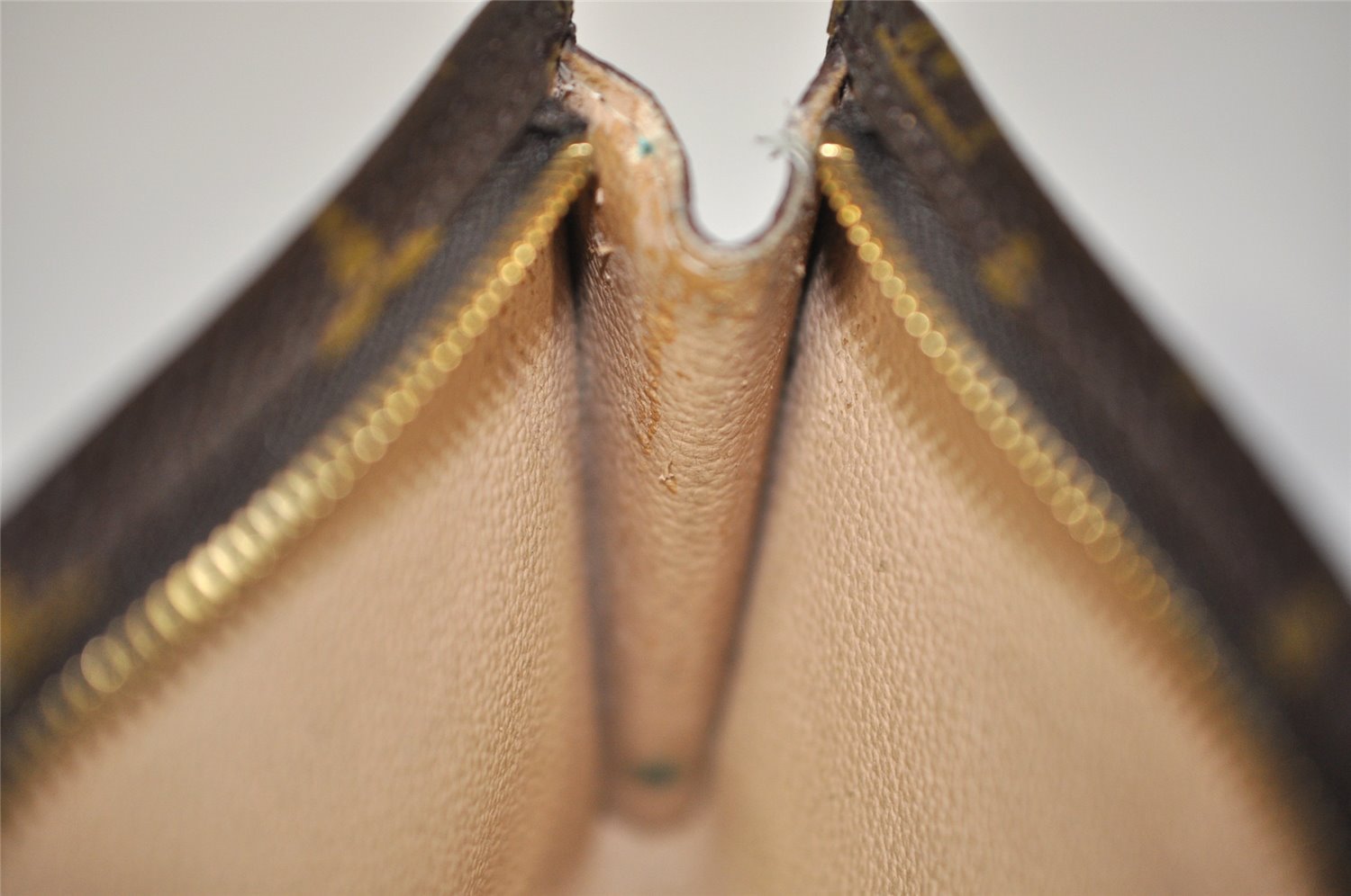 Authentic Louis Vuitton Monogram Pouch For Bucket GM LV 1441I