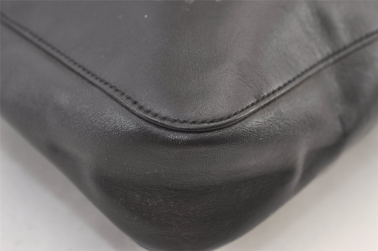 Authentic GUCCI Vintage Leather Shoulder Tote Bag 0013185 Black 1443K