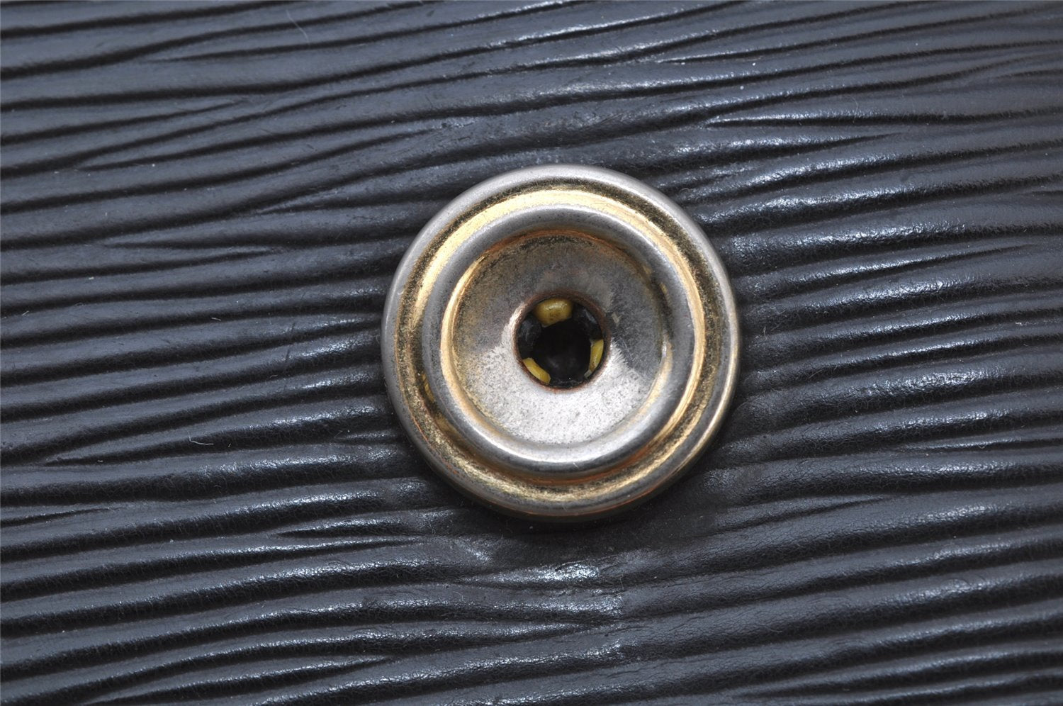 Auth Louis Vuitton Epi Saint Cloud GM Shoulder Cross Body Bag M52192 Black 1447J