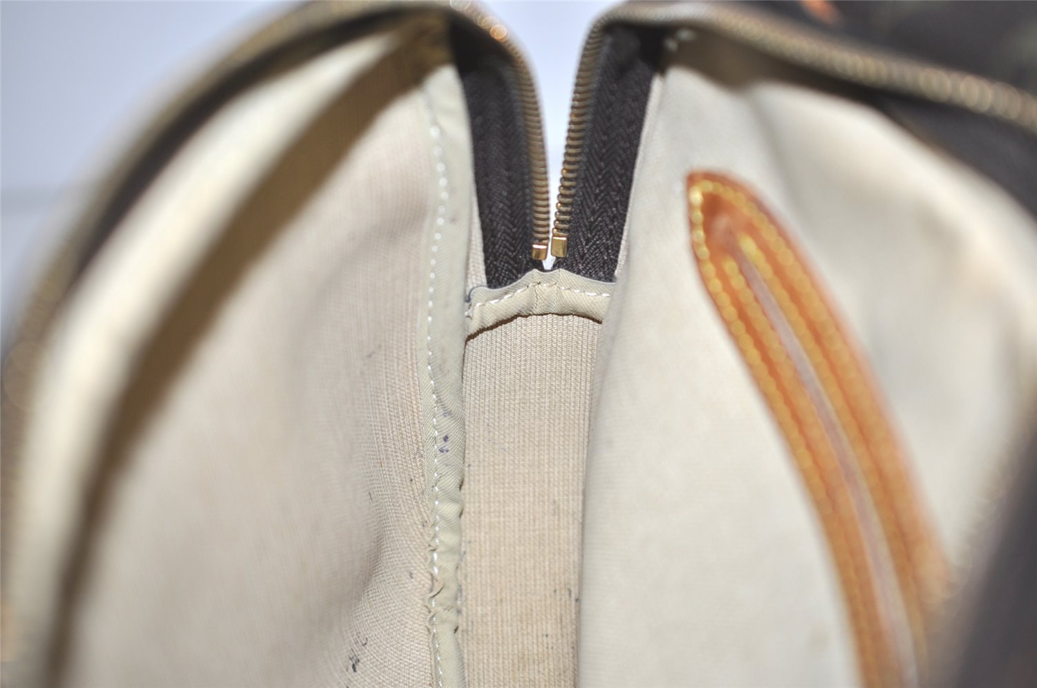 Authentic Louis Vuitton Monogram Reporter PM Shoulder Bag M45254 Junk 1450I