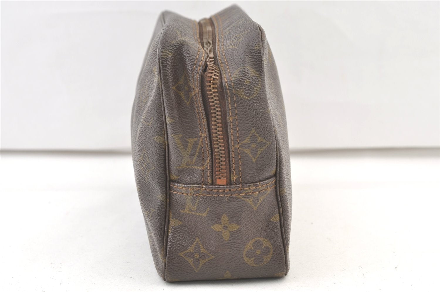 Auth Louis Vuitton Monogram Trousse Toilette 28 Clutch Bag M47522 Junk 1450K