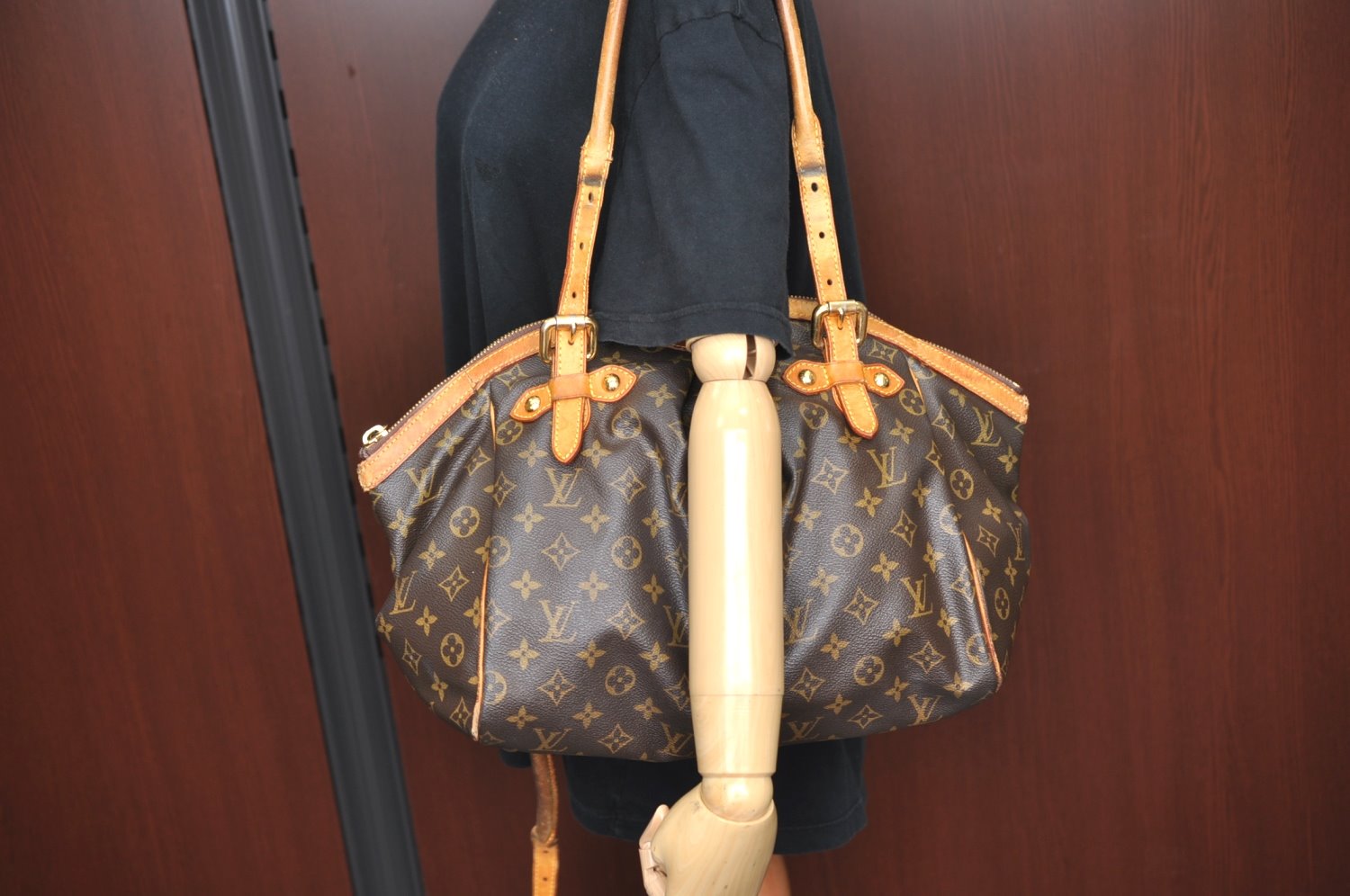 Authentic Louis Vuitton Monogram Tivoli GM Hand Tote Bag M40144 LV Junk 1454H