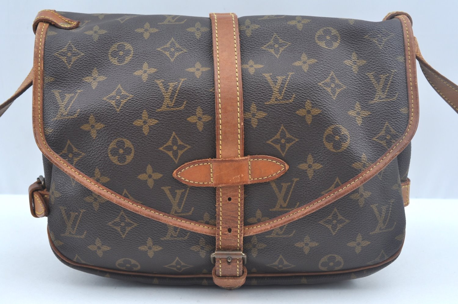 Authentic Louis Vuitton Monogram Saumur 30 Shoulder Cross Bag M42256 LV 1456I