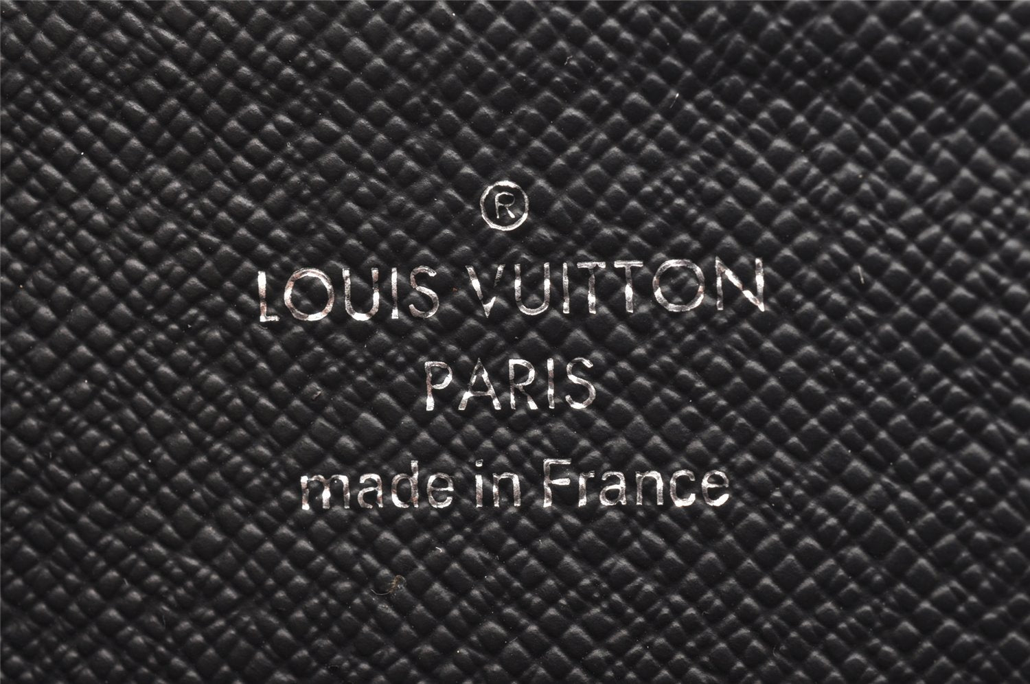 Authentic Louis Vuitton Damier Graphite Car Key Case M64410 LV 1456J