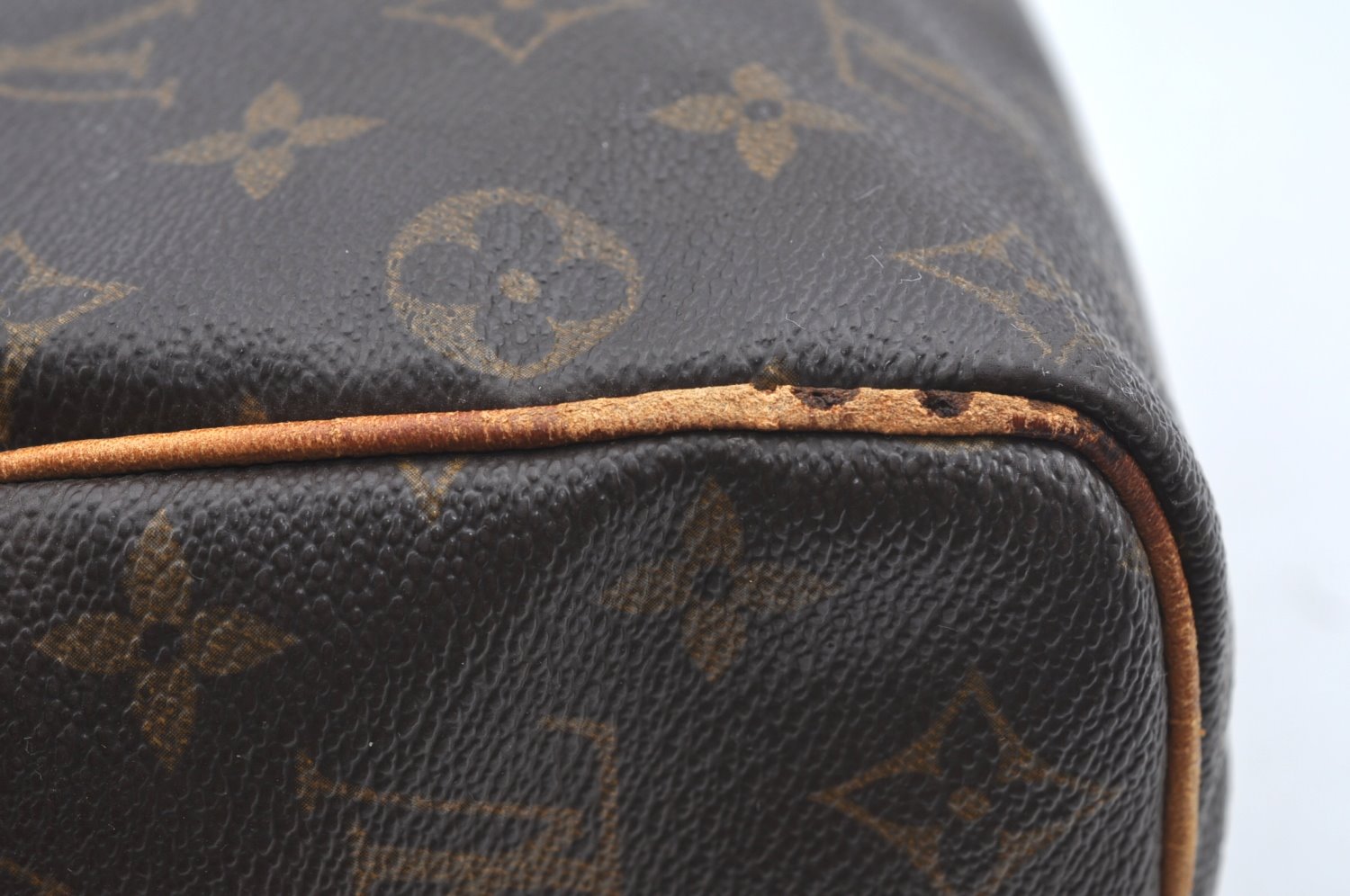 Authentic Louis Vuitton Monogram Speedy 25 Boston Hand Bag M41528 LV 1460I