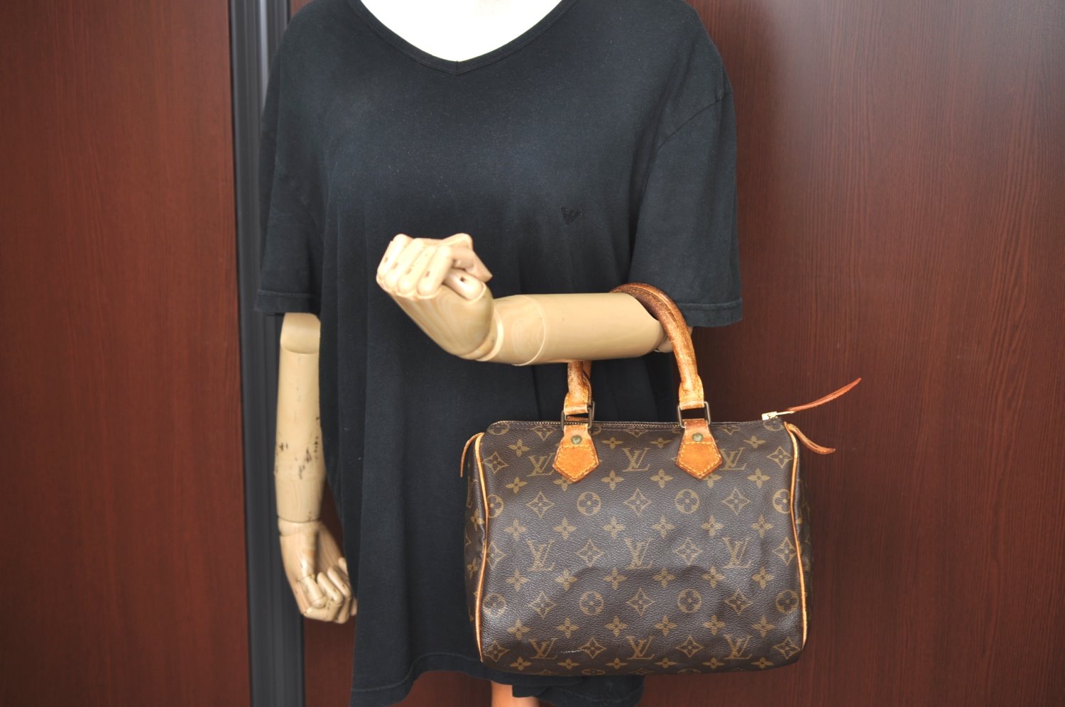 Authentic Louis Vuitton Monogram Speedy 25 Boston Hand Bag M41528 LV 1460I