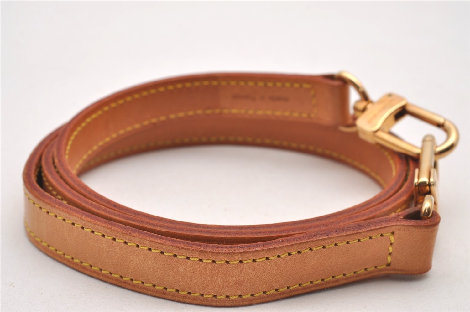 Authentic Louis Vuitton Leather Shoulder Strap Beige 39.6