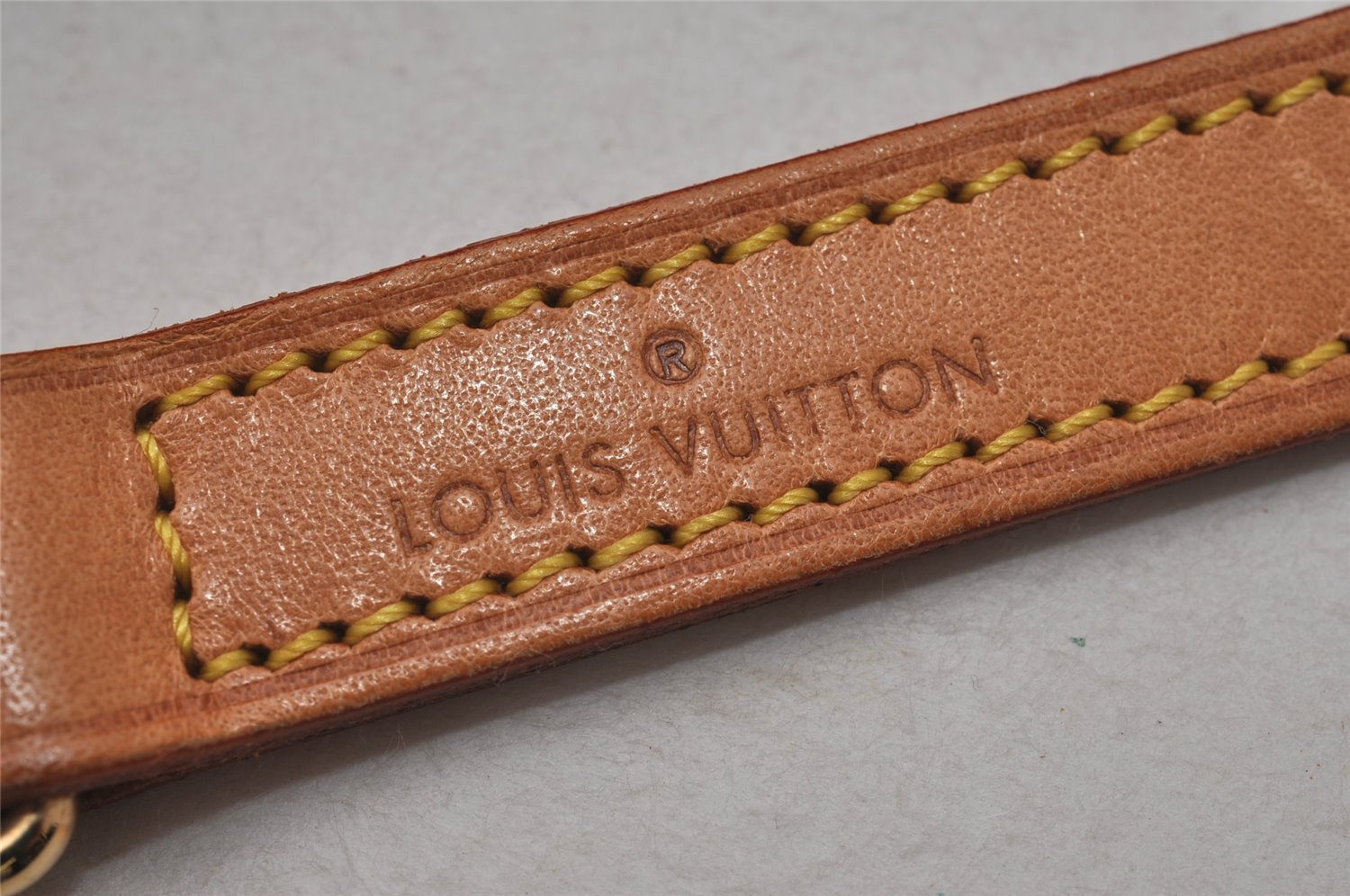 Authentic Louis Vuitton Leather Shoulder Strap Beige 39.6