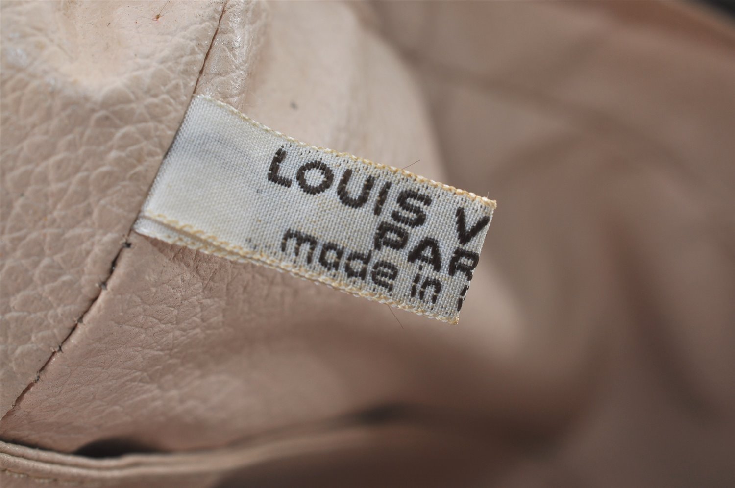 Auth Louis Vuitton Monogram Trousse Toilette 23 Clutch Hand Bag M47524 LV 1468I