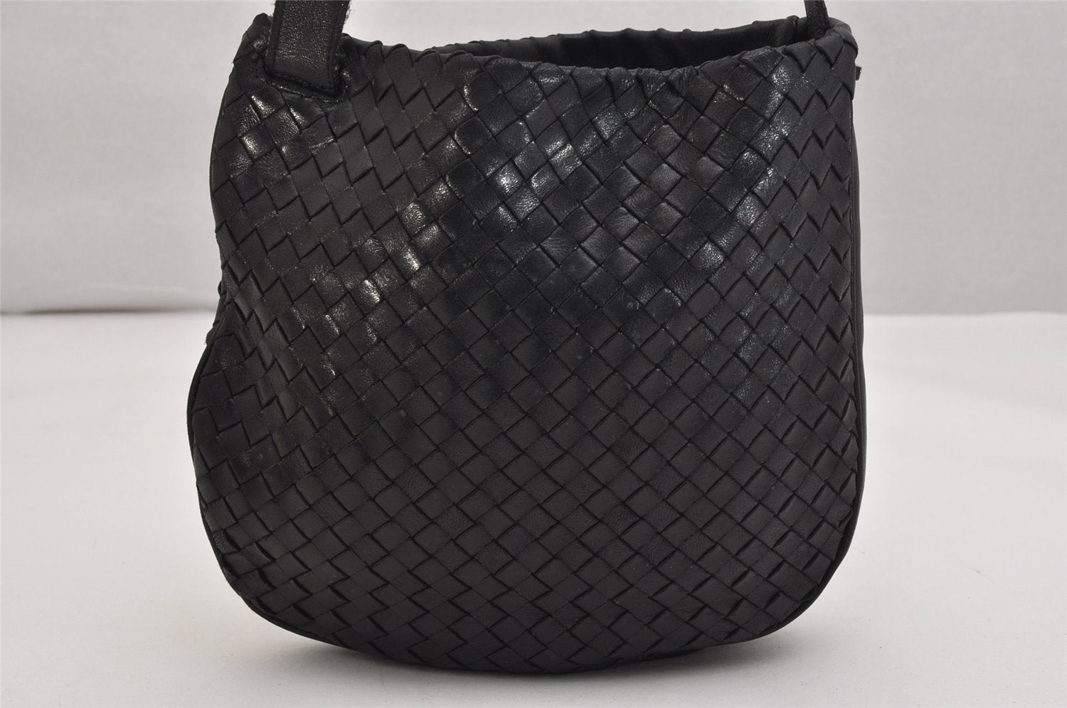 Authentic BOTTEGA VENETA Intrecciato Leather Shoulder Cross Body Bag Black 1469K