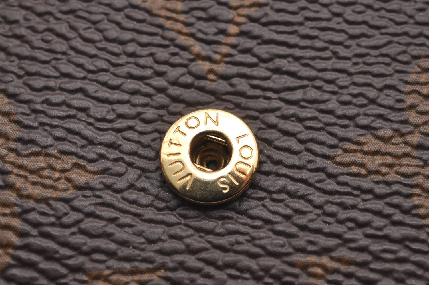 Authentic Louis Vuitton Monogram Multicles 4 Four Hooks Key Case M62631 LV 1478J