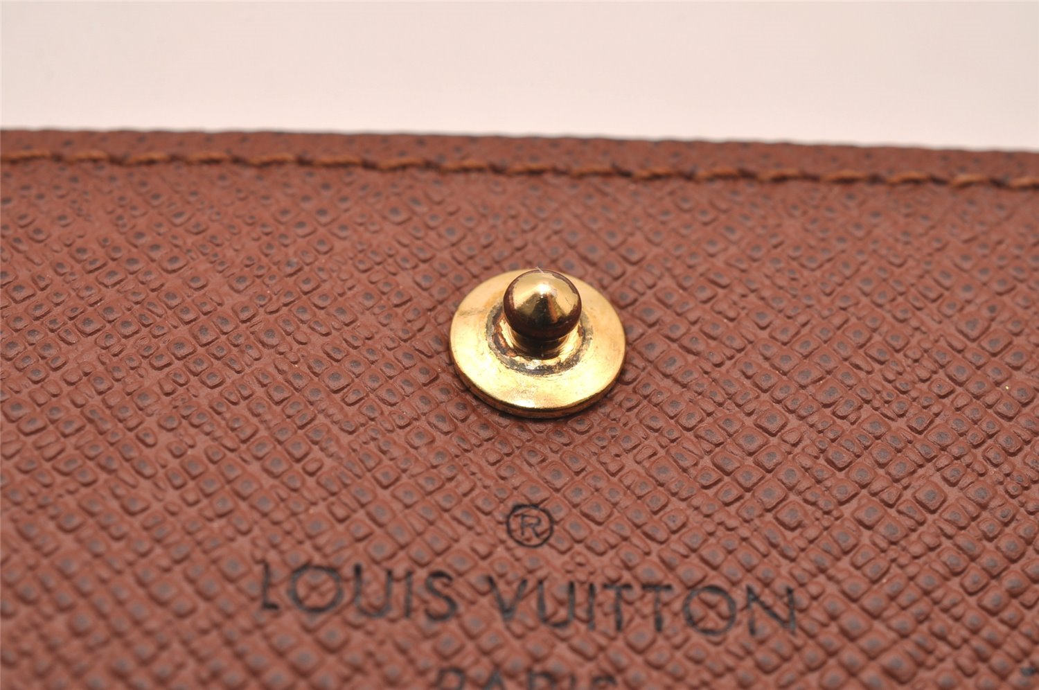 Authentic Louis Vuitton Monogram Multicles 4 Four Hooks Key Case M62631 LV 1478J