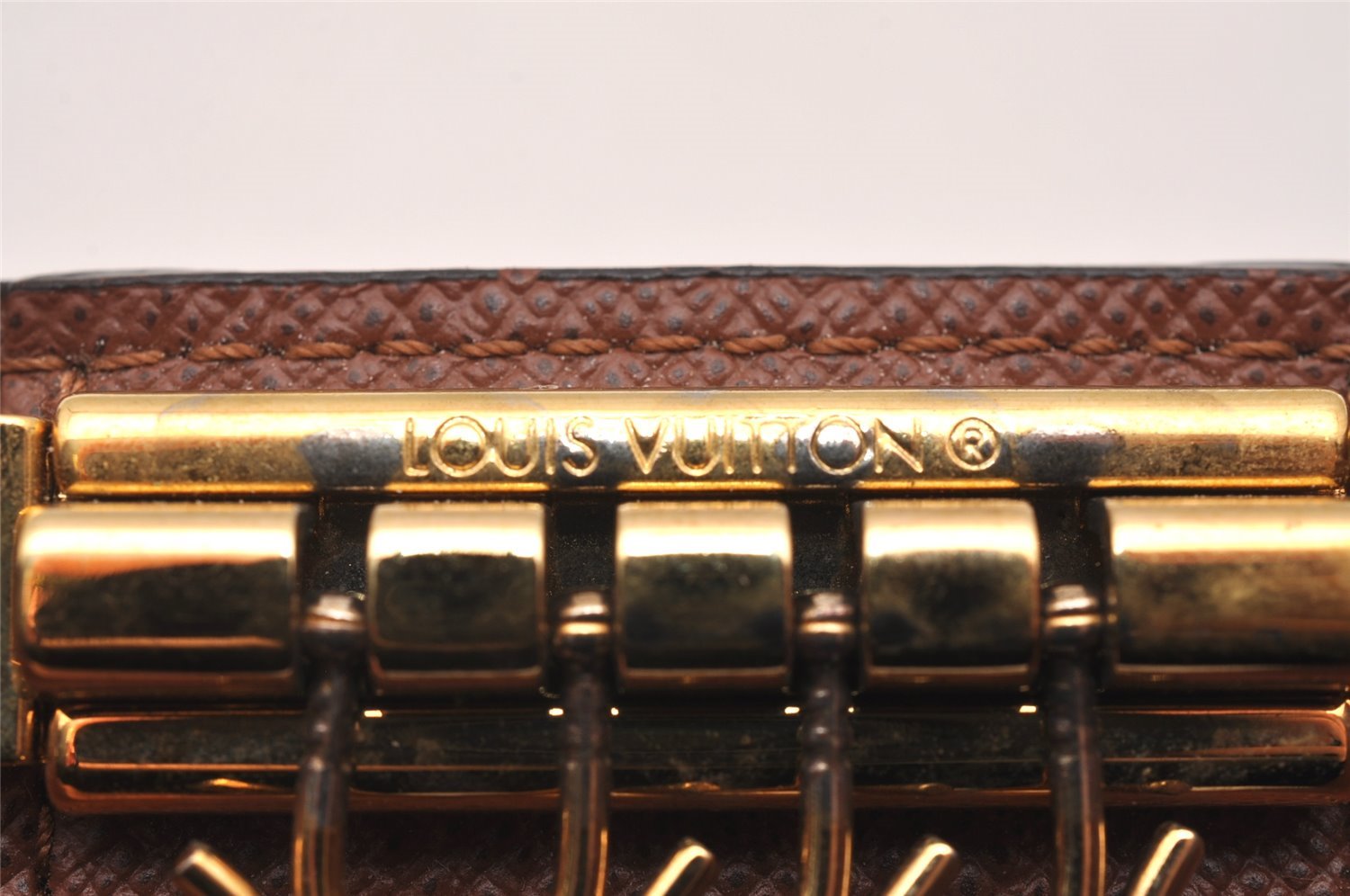 Authentic Louis Vuitton Monogram Multicles 4 Four Hooks Key Case M62631 LV 1478J