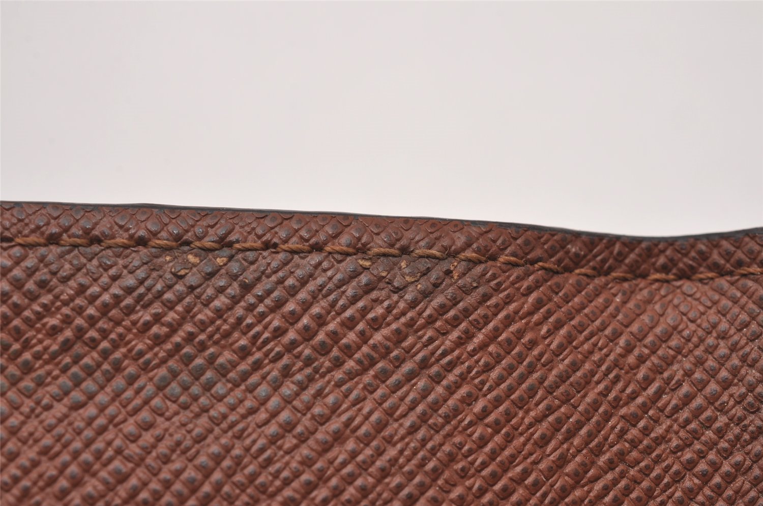 Authentic Louis Vuitton Monogram Multicles 4 Four Hooks Key Case M62631 LV 1478J