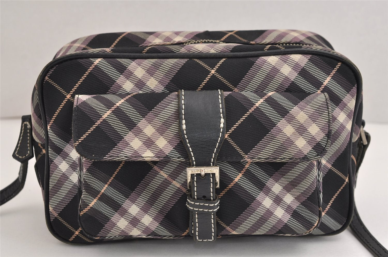 Authentic BURBERRY BLUE LABEL Check Shoulder Cross Bag Nylon Leather Black 1495J