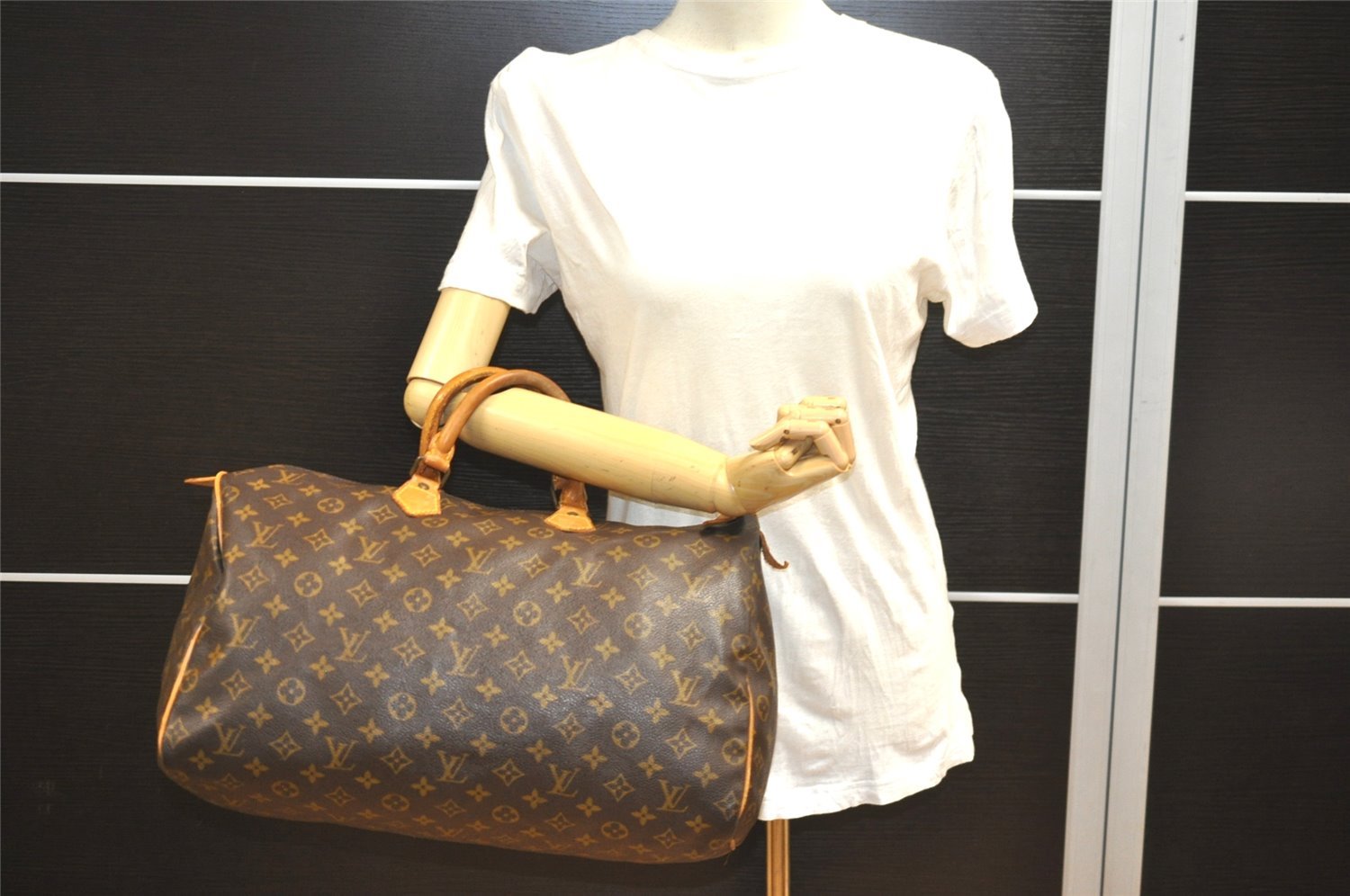 Authentic Louis Vuitton Monogram Speedy 40 Hand Boston Bag Old Model LV 1497I