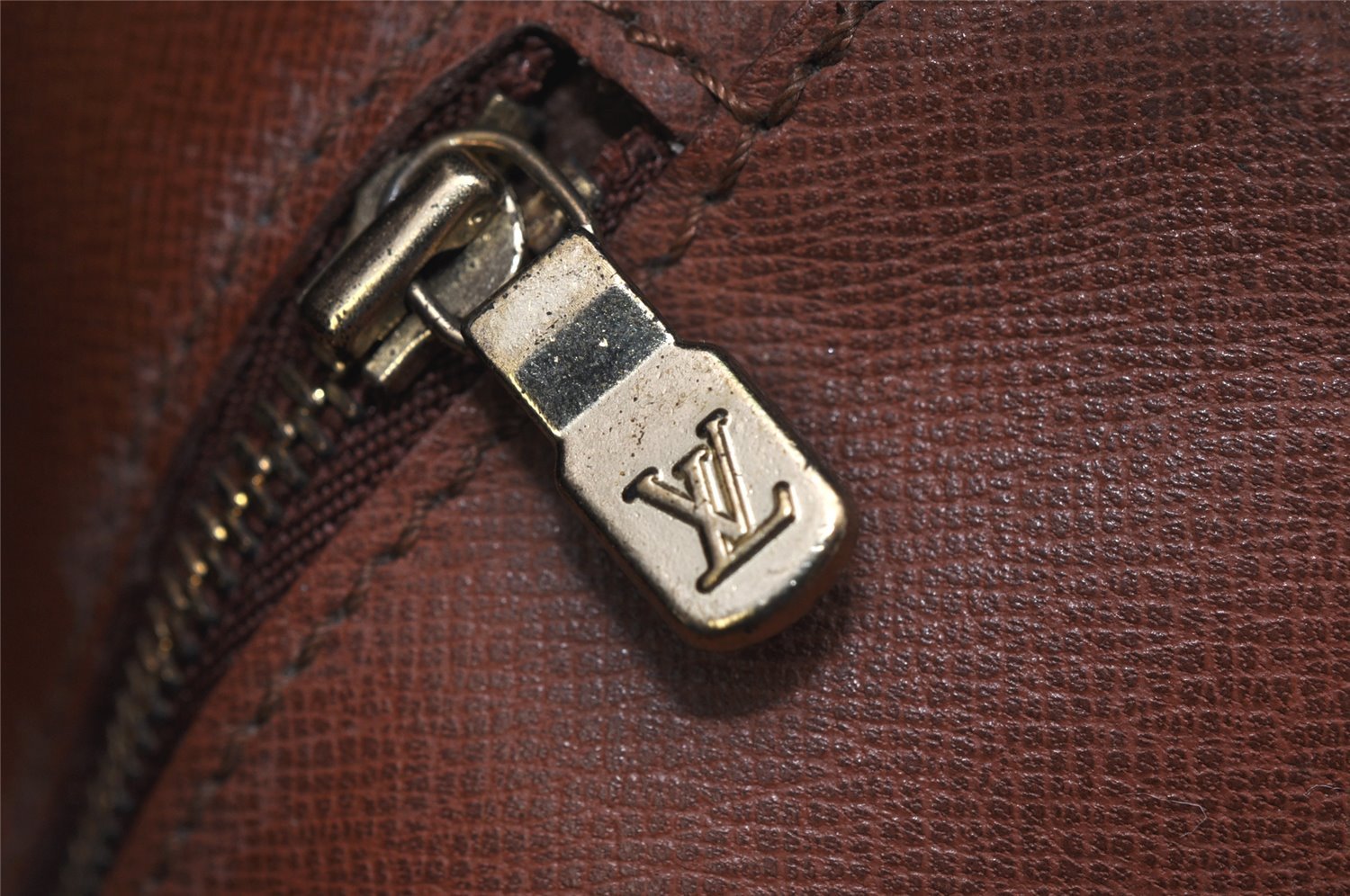 Authentic Louis Vuitton Monogram Chantilly GM Shoulder Cross Bag M51232 LV 1497K