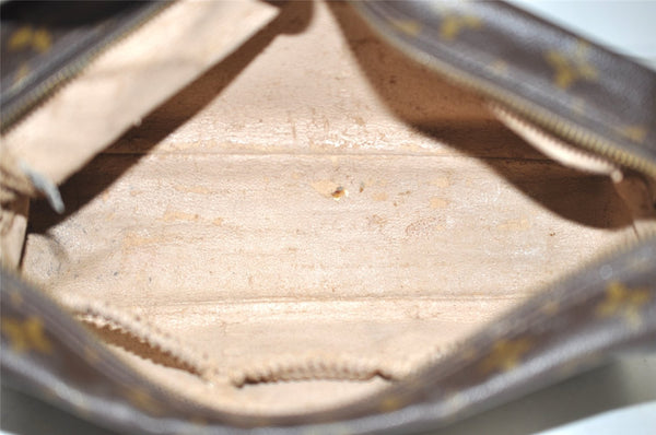 Auth Louis Vuitton Monogram Trousse Toilette 28 Clutch Hand Bag M47522 LV 1501I