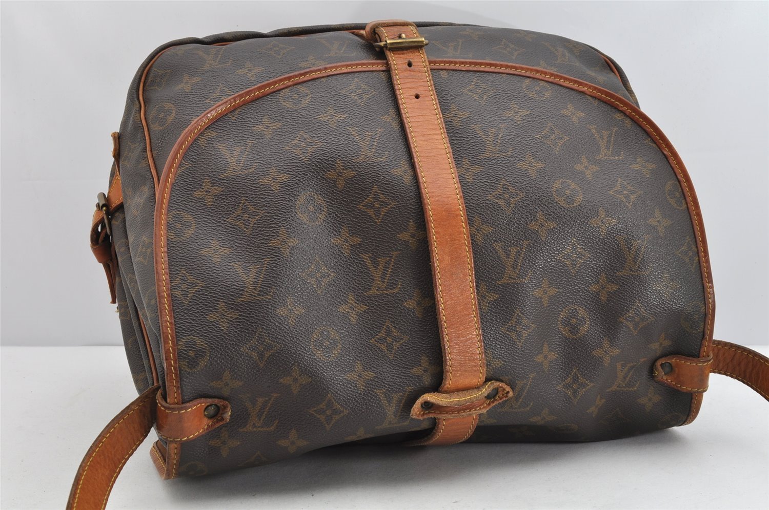 Authentic Louis Vuitton Monogram Saumur 35 Shoulder Cross Bag M42254 LV 1503K