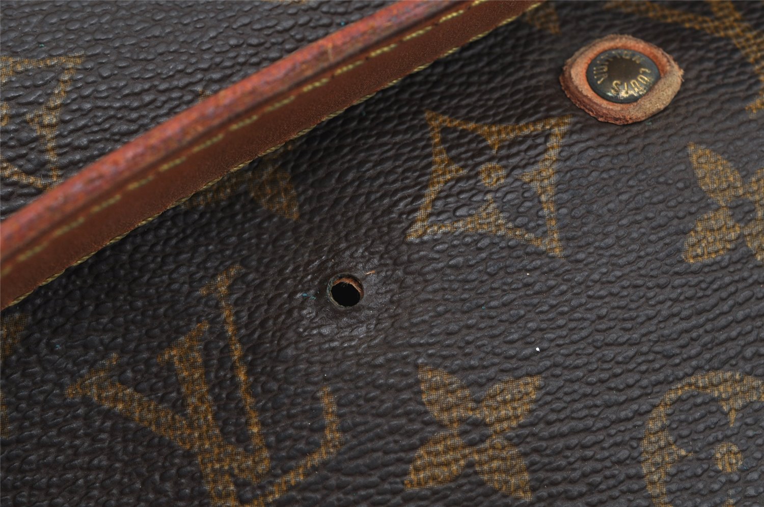 Authentic Louis Vuitton Monogram Saumur 35 Shoulder Cross Bag M42254 LV 1503K