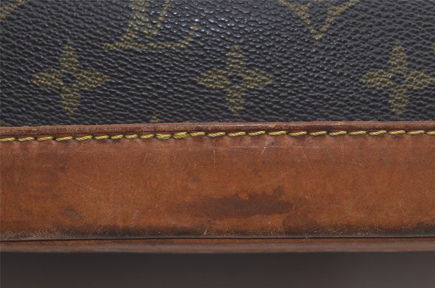 Authentic Louis Vuitton Monogram Alma Hand Bag Purse M51130 LV 1505I